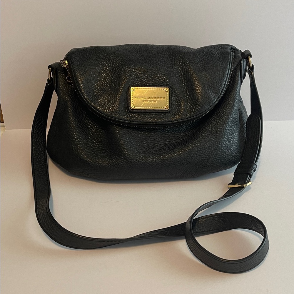 Marc Jacobs slouchy pebbled leather crossbody bag